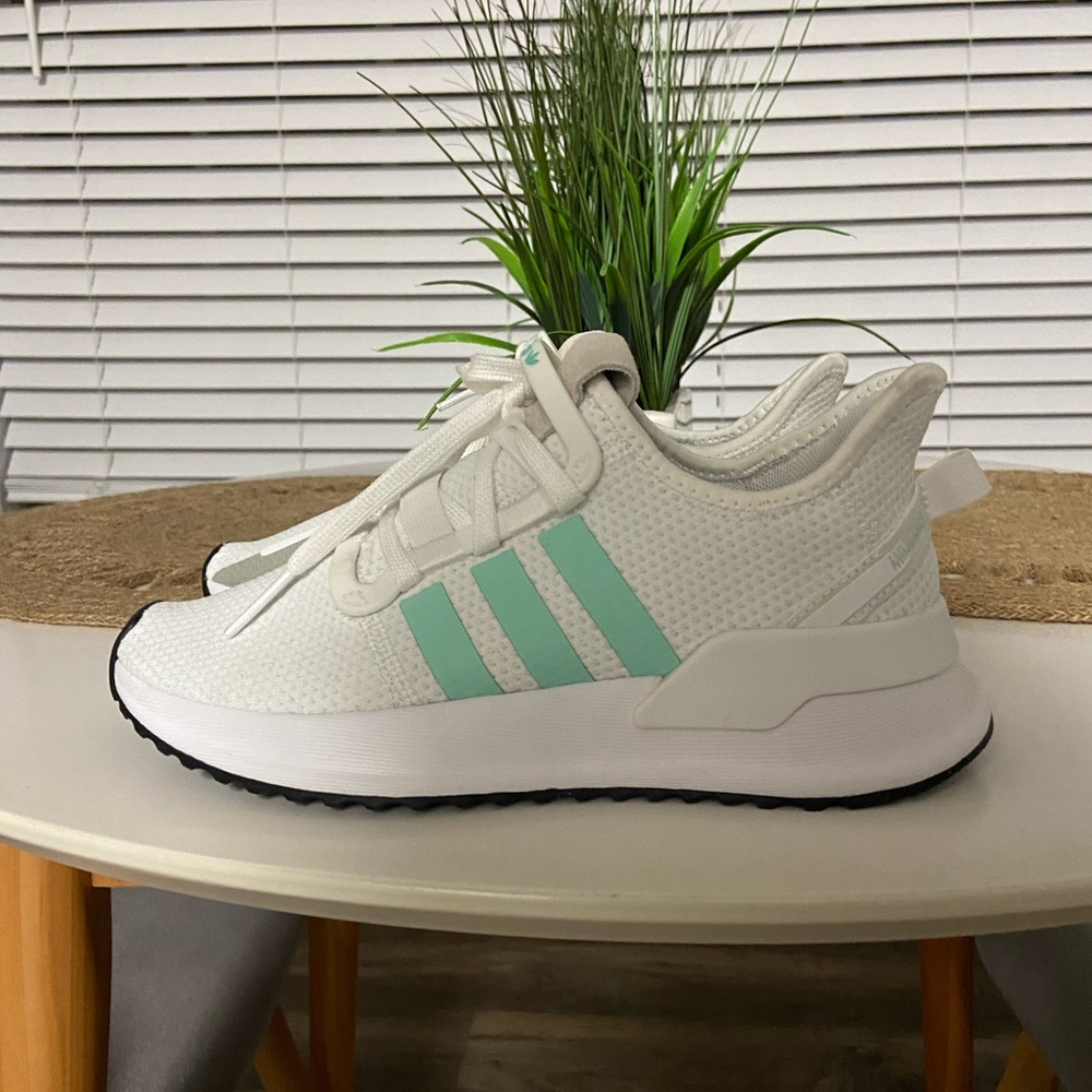 Adidas women shoes